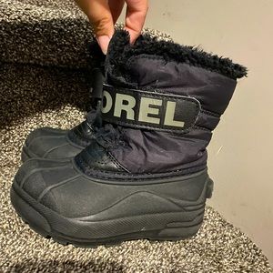 Sorel toddler winter boots